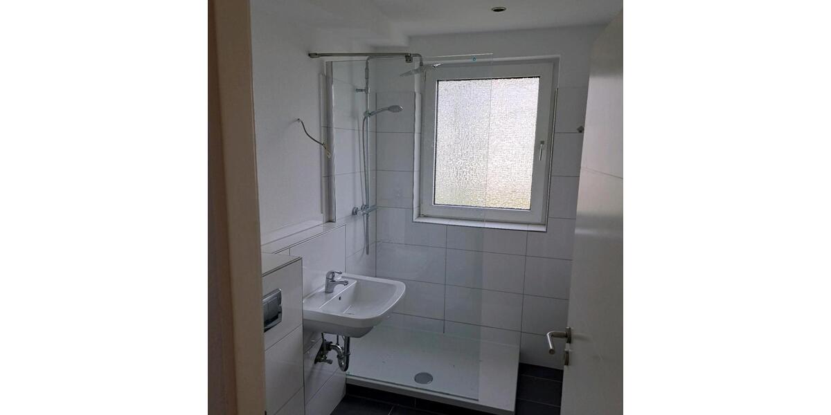 Hochparterre Garbsen - 3 Zimmer, 70 m&sup2;, 833&euro; | Angebot:24840807