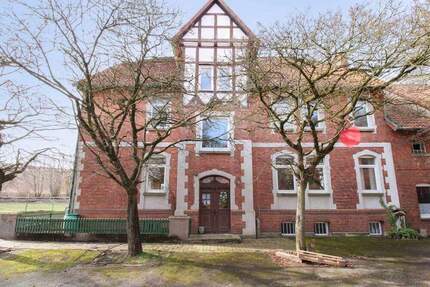 Haus Bad Nenndorf Waltringhausen - 8 Zimmer, 420 m&sup2;, 415.000&euro; | Angebot:25914833