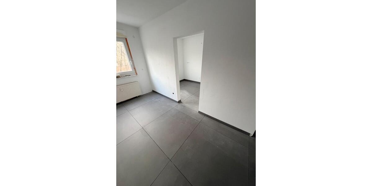 Etagenwohnung Laatzen - 3 Zimmer, 78 m&sup2;, 1.100&euro; | Angebot:25857232