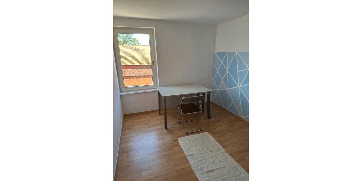 Etagenwohnung Bad Münder am Deister - 2 Zimmer, 35 m&sup2;, 375&euro; | Angebot:26416688