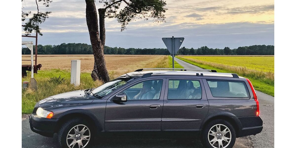 Volvo XC70 333.333 km 3.000 &euro; Hannover 30165