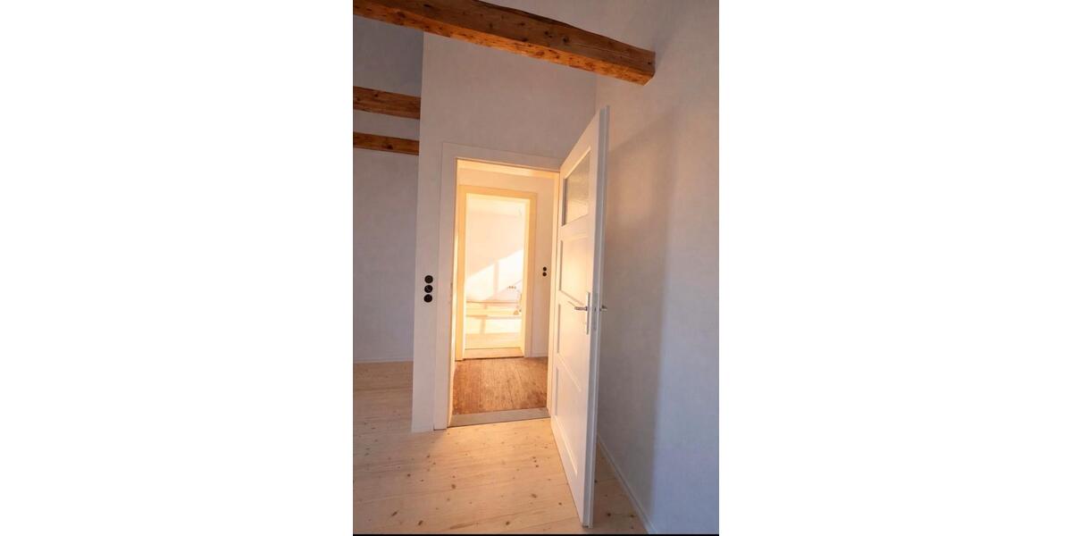 Doppelhaushälfte Wunstorf - 4 Zimmer, 100 m&sup2;, 1.800&euro; | Angebot:26589043