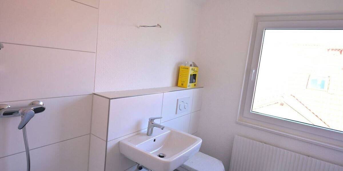Gewerbeobjekt Burgwedel Großburgwedel - 4 Zimmer, 135 m&sup2;, 200.000&euro; | Angebot:26815836