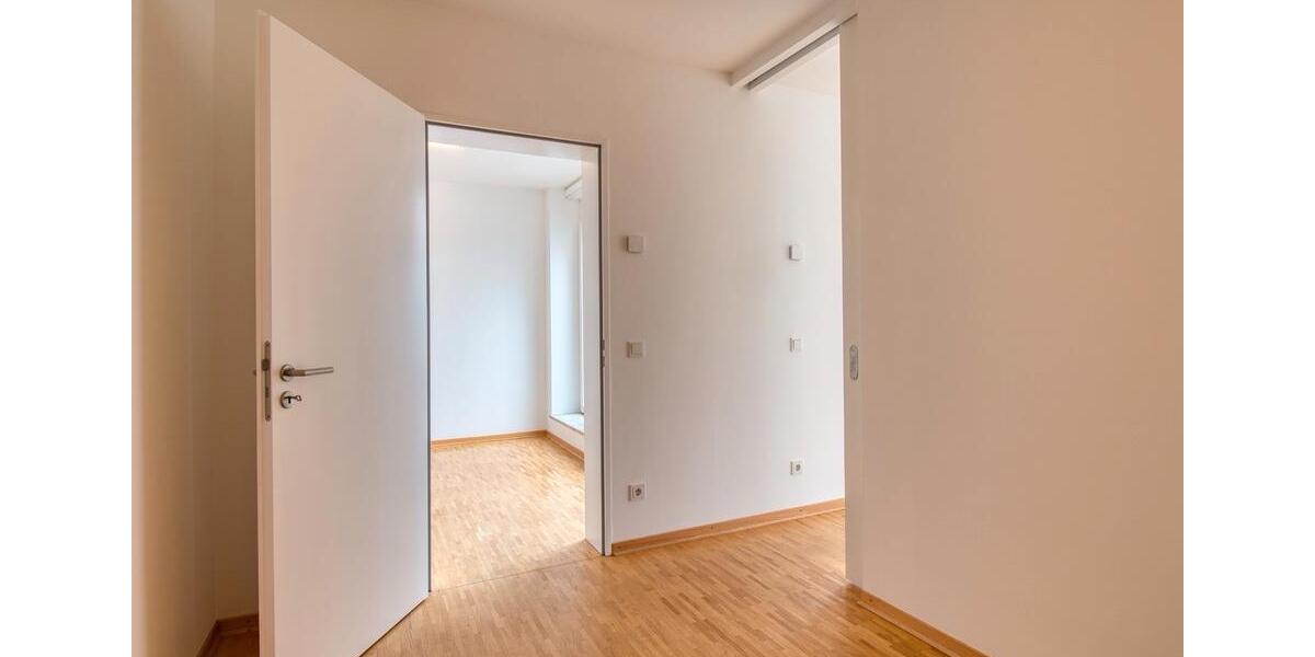 Einfamilienhaus Langenhagen - 2.5 Zimmer, 87 m&sup2;, 1.200&euro; | Angebot:25972272