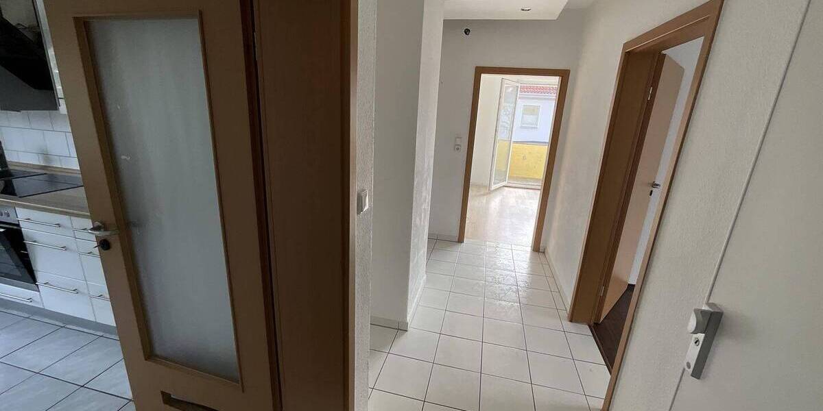 Etagenwohnung Burgdorf - 3 Zimmer, 73 m&sup2;, 140.000&euro; | Angebot:26486923