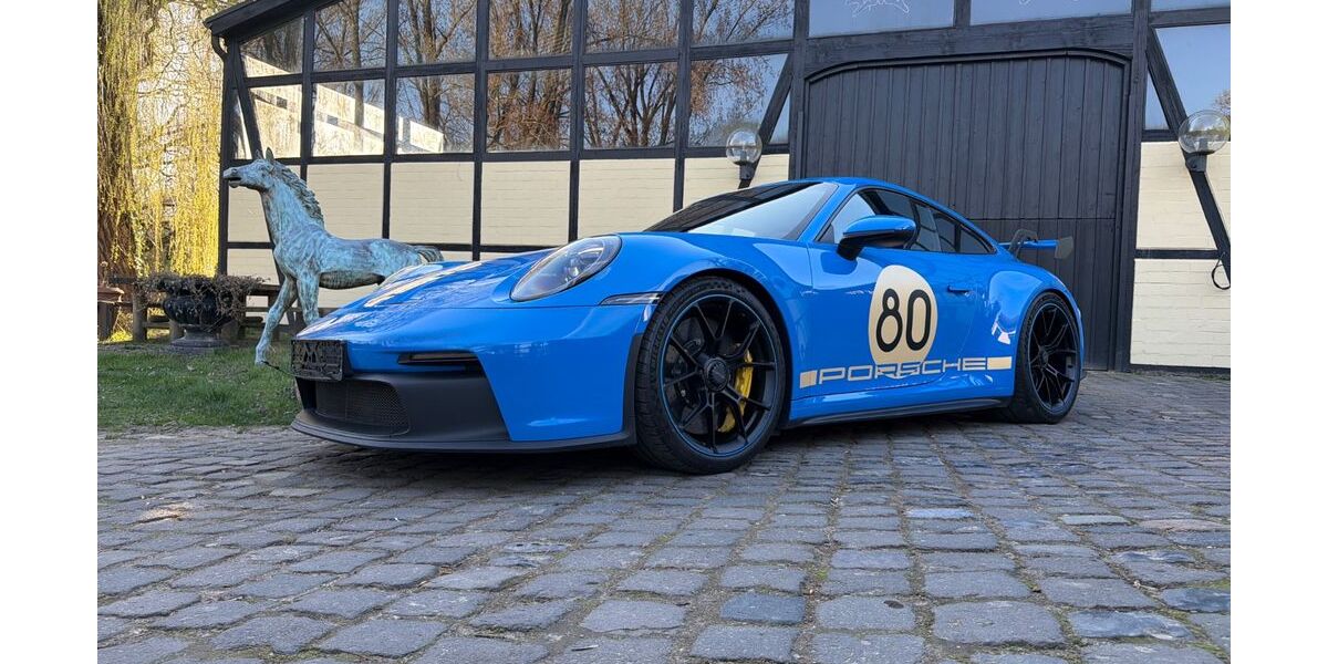 Porsche 992 12.100 km 195.000 &euro; Garbsen 30826