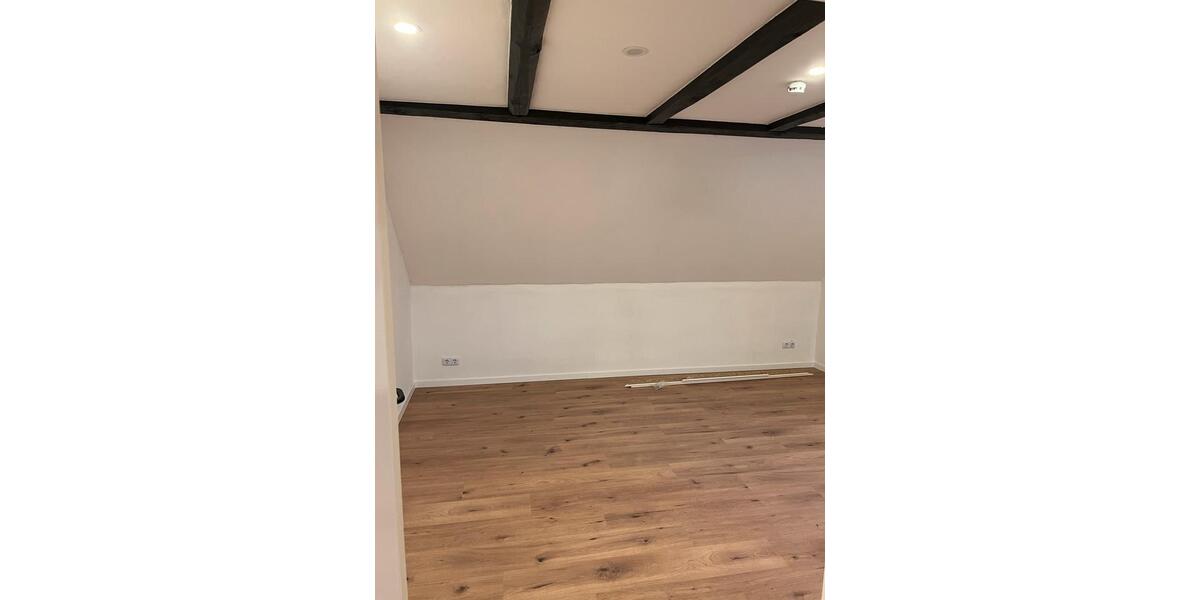 Etagenwohnung Langenhagen Engelbostel - 2.5 Zimmer, 72 m&sup2;, 700&euro; | Angebot:25906117