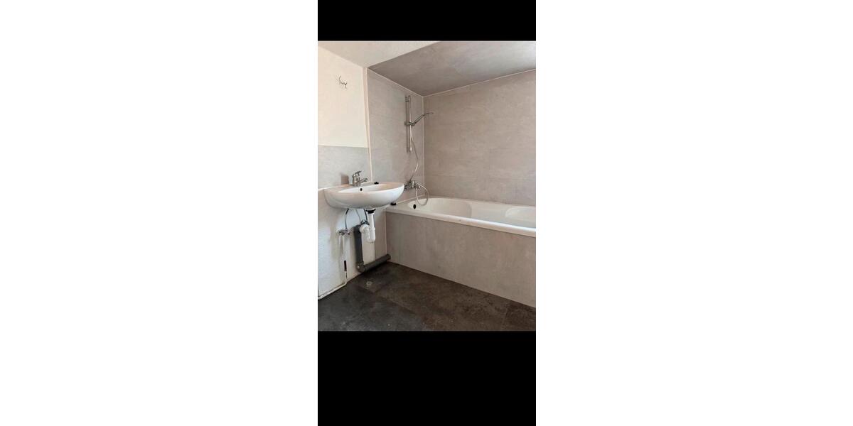 Einfamilienhaus Bad Münder am Deister - 10 Zimmer, 213 m&sup2;, 109.000&euro; | Angebot:26722765