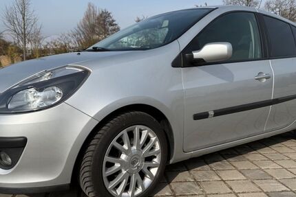 Renault Clio 82.233 km 4.999 &euro; Garbsen 30823