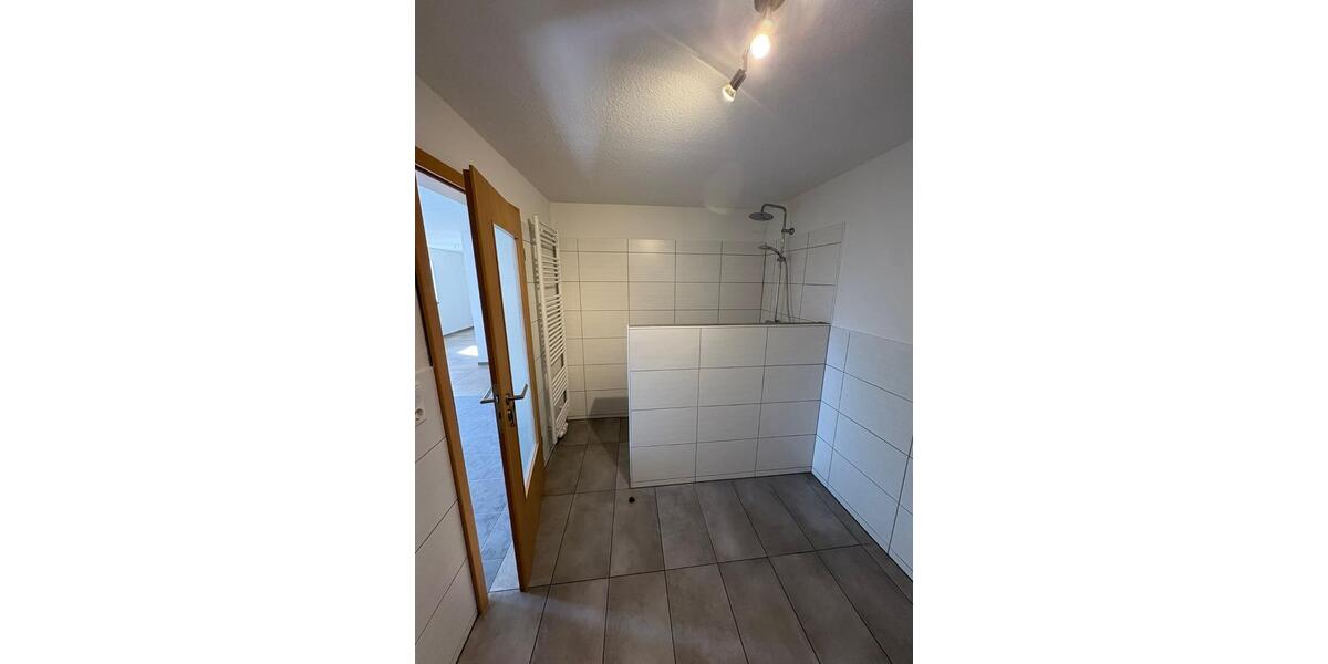 Etagenwohnung Neustadt am Rübenberge - 4 Zimmer, 140 m&sup2;, 1.200&euro; | Angebot:25831590