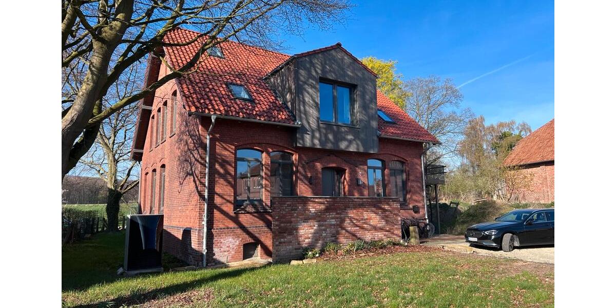 Hochparterre Wennigsen (Deister) - 3 Zimmer, 128 m&sup2;, 1.449&euro; | Angebot:26418572