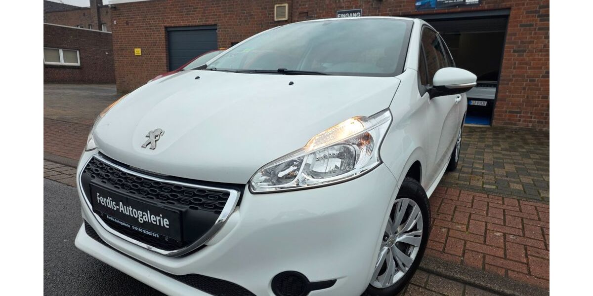 Peugeot 208 74.000 km 4.990 &euro; Garbsen 30827