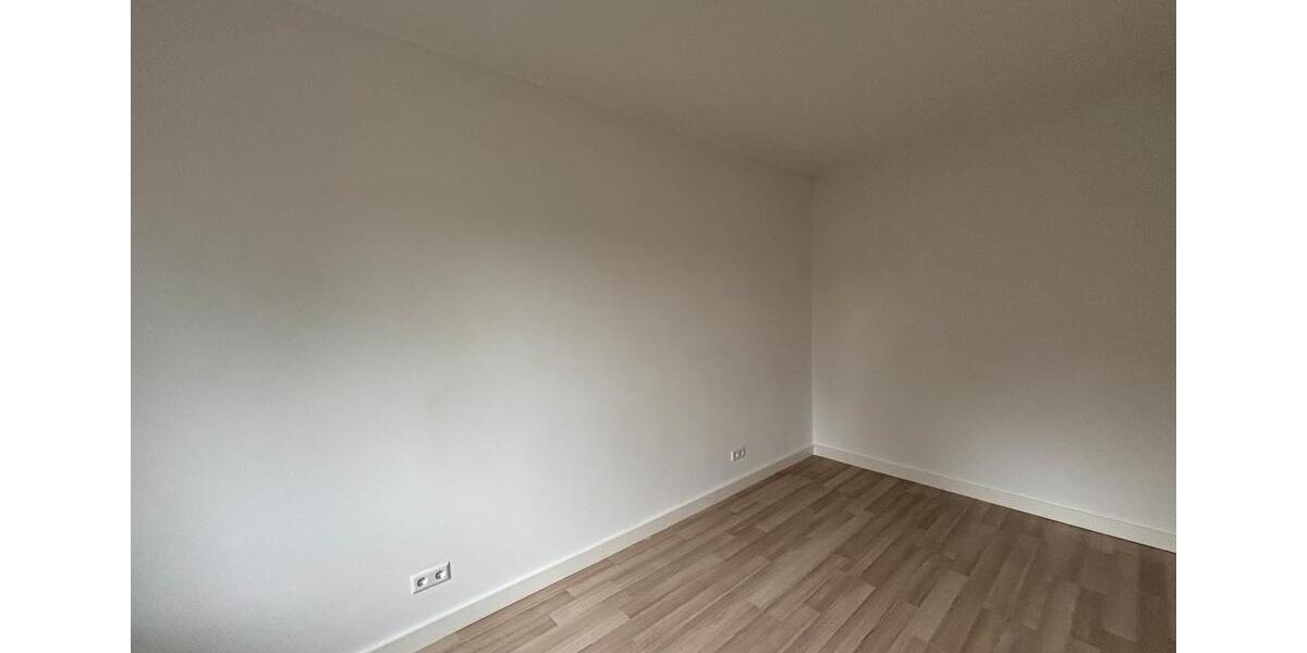 Erdgeschoßwohnung Lehrte - 3 Zimmer, 80 m&sup2;, 800&euro; | Angebot:25933187