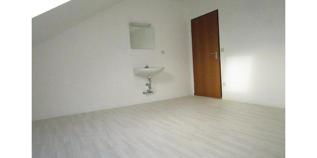 Etagenwohnung Stadthagen - 3 Zimmer, 78 m&sup2;, 610&euro; | Angebot:25291871