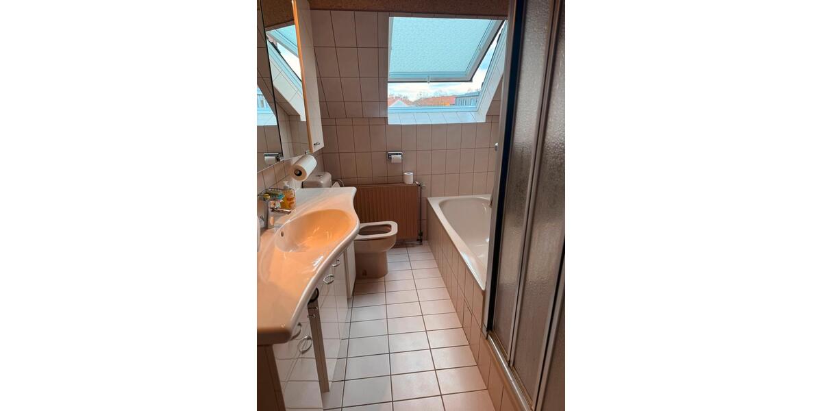Maisonettenwohnung Hannover Herrenhausen-Stöcken - 4 Zimmer, 98 m&sup2;, 300.000&euro; | Angebot:27023244