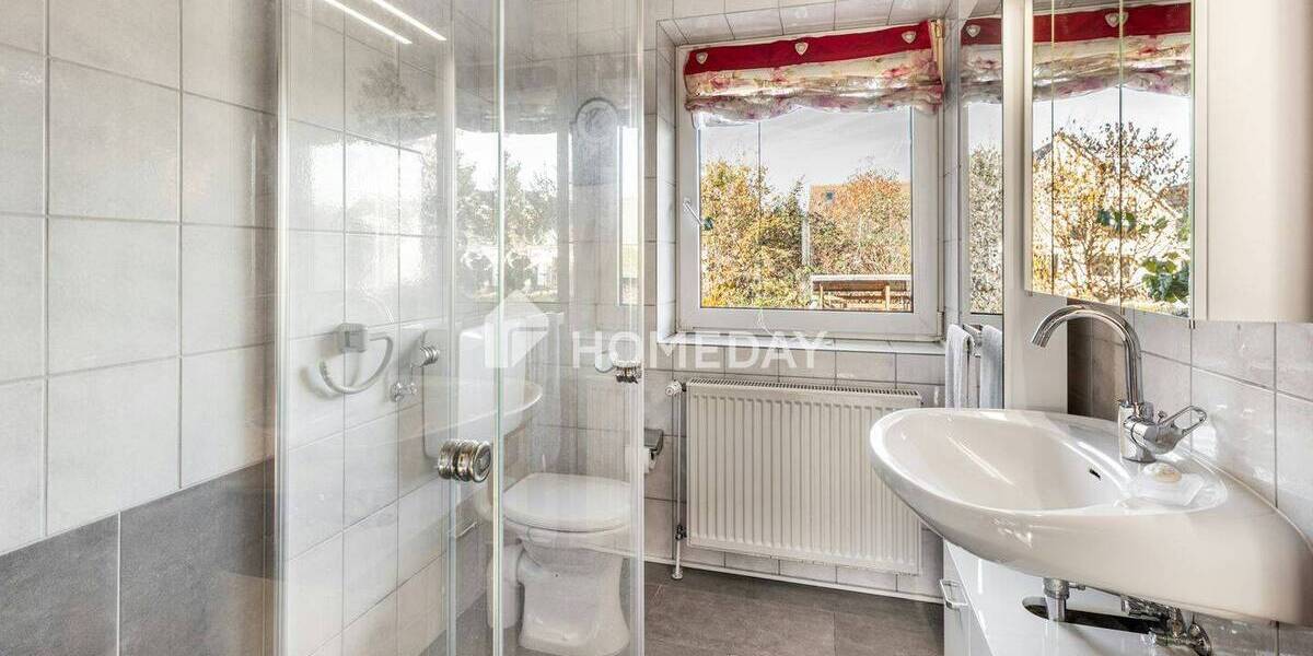 Einfamilienhaus Hannover Sahlkamp - 7 Zimmer, 178 m&sup2;, 650.000&euro; | Angebot:25732757