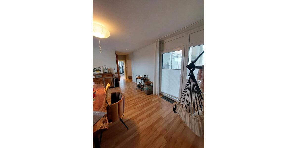 Etagenwohnung Laatzen - 3.5 Zimmer, 90 m&sup2;, 165.000&euro; | Angebot:27521495