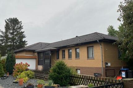 Haus Laatzen - 10 Zimmer, 500 m&sup2;, 1.000.000&euro; | Angebot:25178386