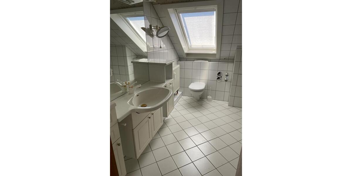 Dachgeschoßwohnung Garbsen Berenbostel - 2.5 Zimmer, 70 m&sup2;, 650&euro; | Angebot:25794493