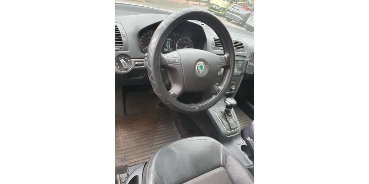 Skoda Oktavia 183.384 km 3.200 &euro; Springe 31832