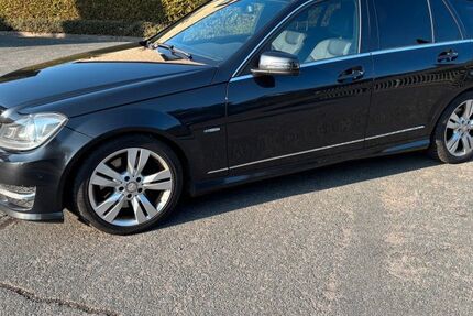 Mercedes-Benz C 250 309.313 km 4.700 &euro; Sarstedt 31157