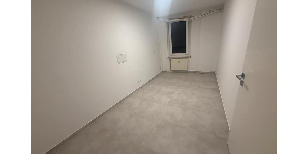 Etagenwohnung Hannover - 3 Zimmer, 130 m&sup2;, 1.680&euro; | Angebot:25066565