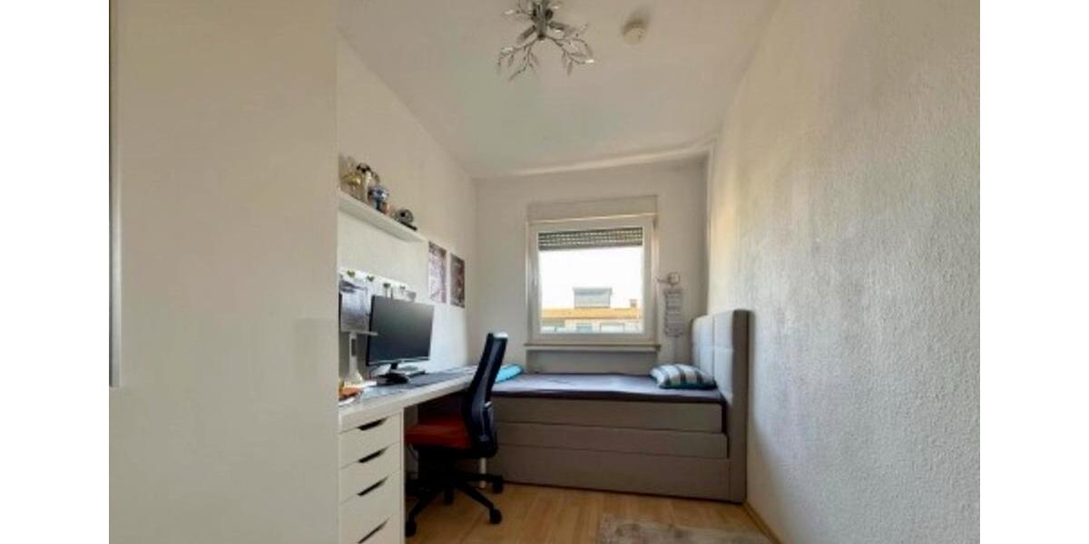 Etagenwohnung Seelze - 6 Zimmer, 130 m&sup2;, 320.000&euro; | Angebot:26049294