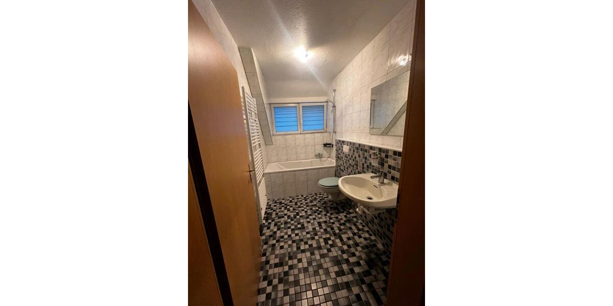 Maisonettenwohnung Wedemark - 4 Zimmer, 95 m&sup2;, 750&euro; | Angebot:25715095