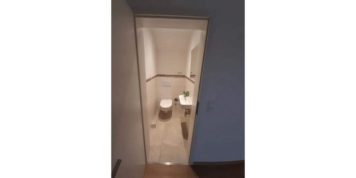 Dachgeschoßwohnung Isernhagen - 3 Zimmer, 75 m&sup2;, 800&euro; | Angebot:25892719