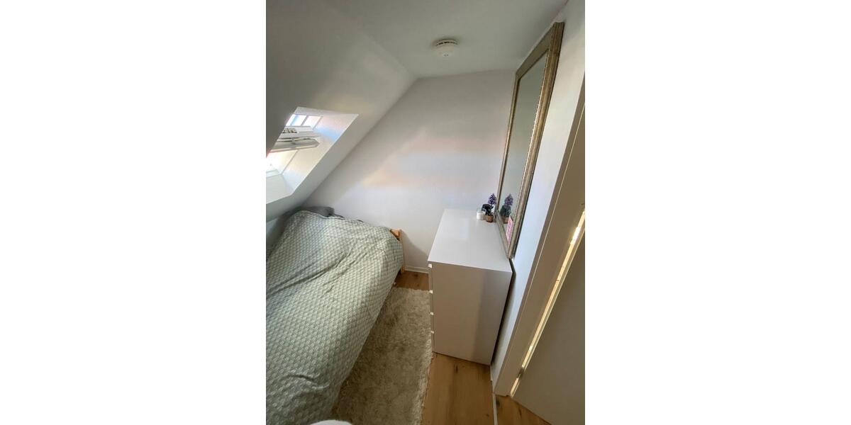 Dachgeschoßwohnung Hannover Linden-Limmer - 2.5 Zimmer, 51 m&sup2;, 700&euro; | Angebot:25968343