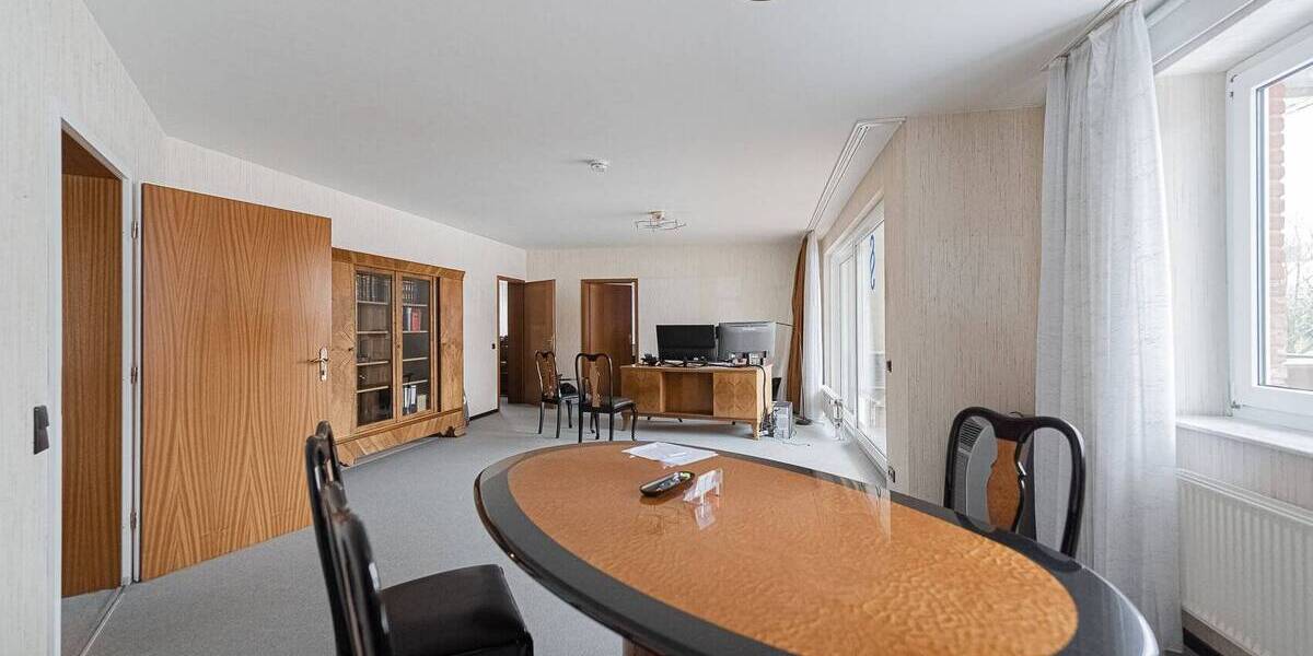 Gewerbeobjekt Barsinghausen - 4 Zimmer, 200 m&sup2;, 1.800&euro; | Angebot:25738566