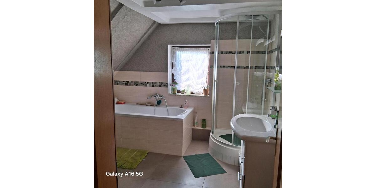 Einfamilienhaus Stadthagen - 8 Zimmer, 229 m&sup2;, 205.000&euro; | Angebot:25922068