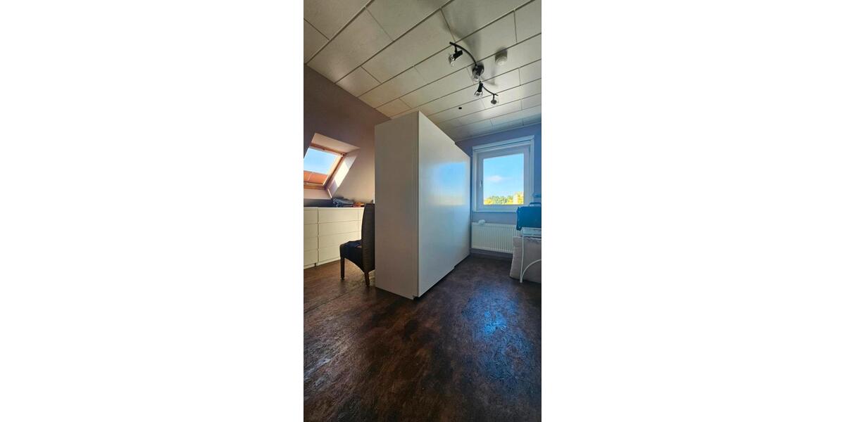 Einfamilienhaus Laatzen - 7 Zimmer, 250 m&sup2;, 799.000&euro; | Angebot:24465518