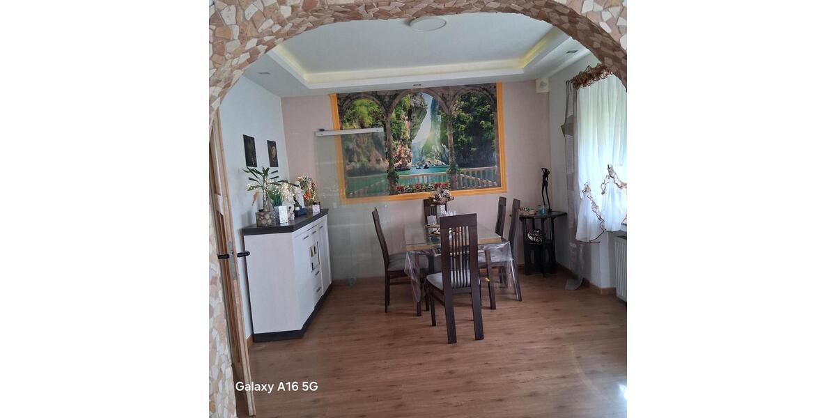 Einfamilienhaus Stadthagen - 8 Zimmer, 229 m&sup2;, 205.000&euro; | Angebot:25922068