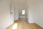 Dachgeschoßwohnung Hannover Bothfeld-Vahrenheide - 4 Zimmer, 84 m&sup2;, 209.000&euro; | Angebot:27122032
