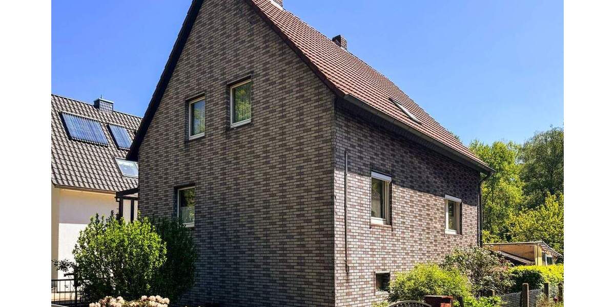 Einfamilienhaus Isernhagen Altwarmbüchen - 7 Zimmer, 145 m&sup2;, 389.000&euro; | Angebot:25798368