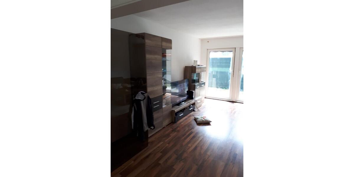 Erdgeschoßwohnung Burgdorf - 4 Zimmer, 105 m&sup2;, 1.300&euro; | Angebot:25988546