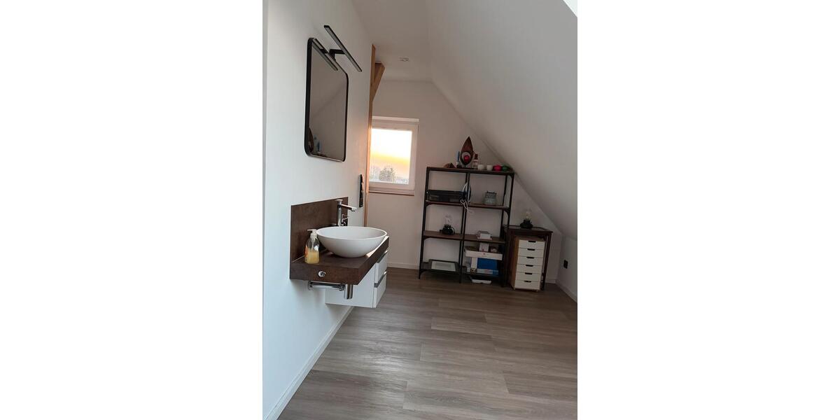 Maisonettenwohnung Langenhagen Engelbostel - 4 Zimmer, 135 m&sup2;, 1.990&euro; | Angebot:25861478