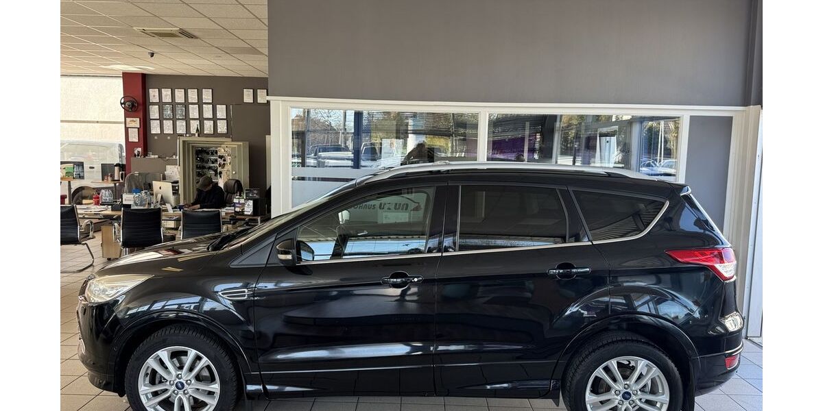 Ford Kuga 128.503 km 12.990 &euro; Hannover 30419