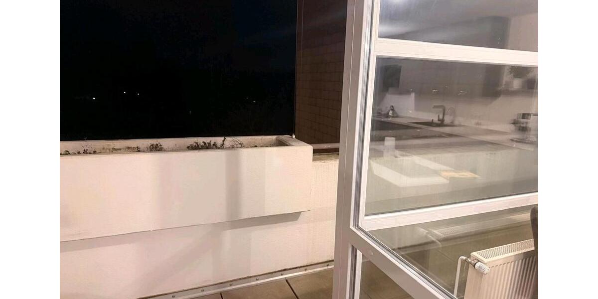 Etagenwohnung Lehrte - 4 Zimmer, 111 m&sup2;, 1.300&euro; | Angebot:25333433