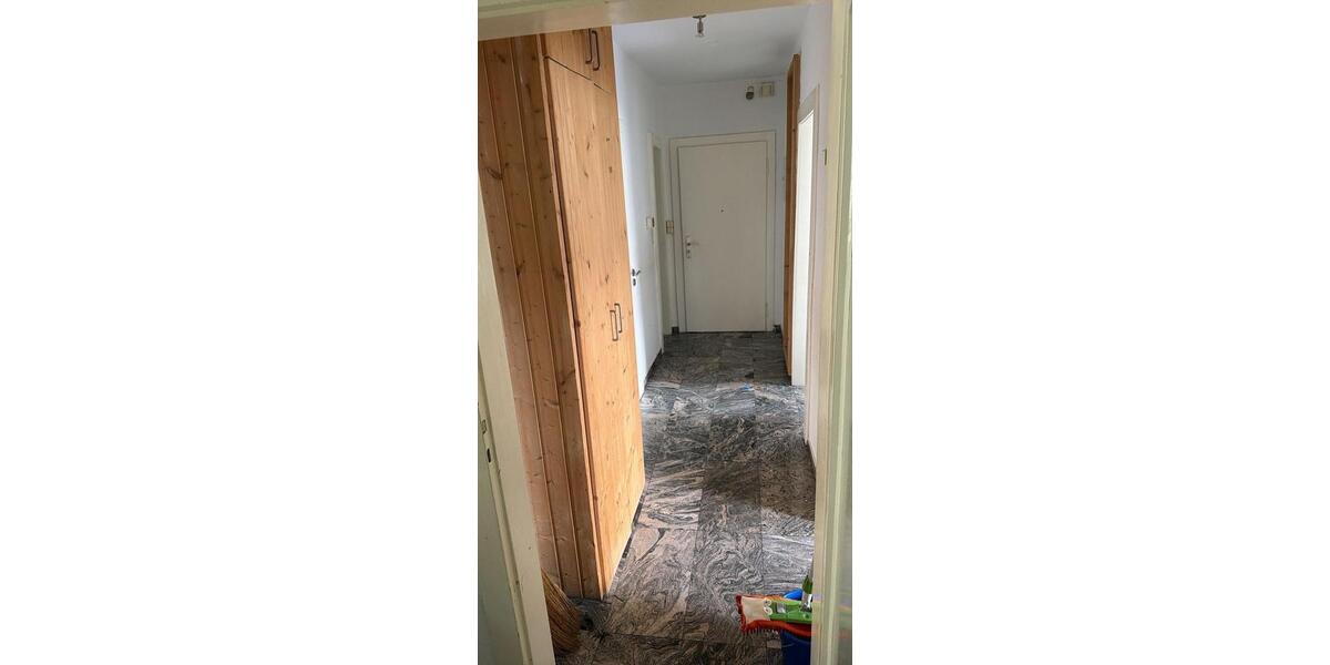 Etagenwohnung Seelze - 3 Zimmer, 75 m&sup2;, 1.050&euro; | Angebot:26337088