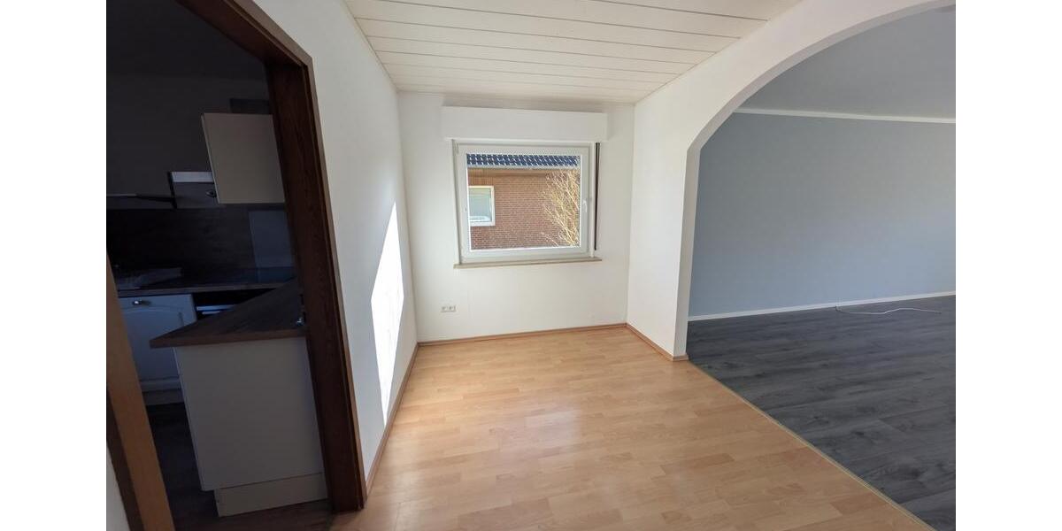 Einfamilienhaus Schwarmstedt - 6.5 Zimmer, 167 m&sup2;, 1.350&euro; | Angebot:25870544