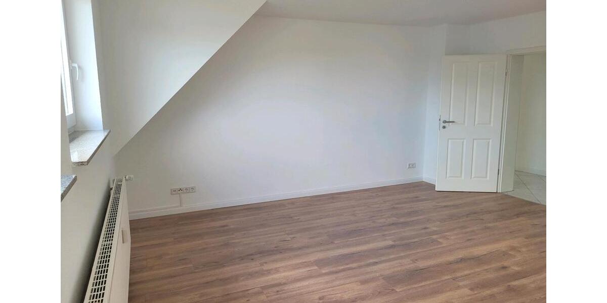 Mehrfamilienhaus, Wohnhaus Burgwedel - 6 Zimmer, 167 m&sup2;, 325.000&euro; | Angebot:25857494