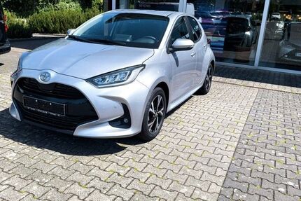 Toyota Yaris 2.500 km 26.980 &euro; Stadthagen 31655