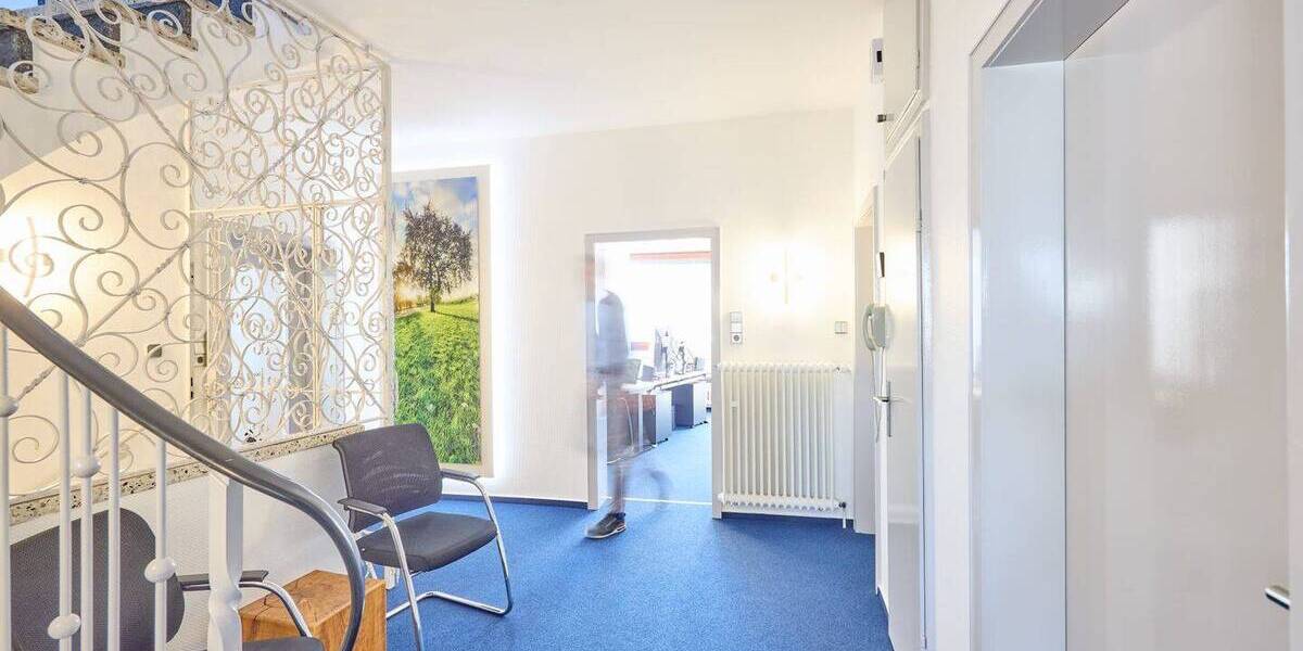Einfamilienhaus Langenhagen Alt-Langenhagen - 8 Zimmer, 360 m&sup2;, 850.000&euro; | Angebot:26695119