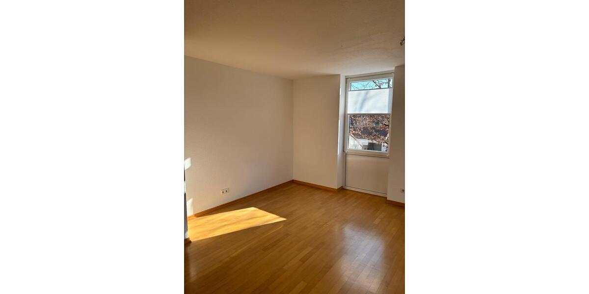 Etagenwohnung Gehrden - 3 Zimmer, 87 m&sup2;, 1.115&euro; | Angebot:25547959