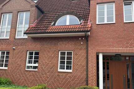 Wohnung Isernhagen Kircher Bauerschaft - 4 Zimmer, 134 m&sup2;, 1.407&euro; | Angebot:24972393