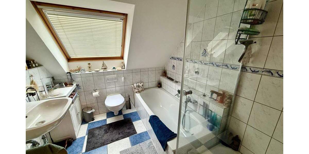 Mehrfamilienhaus, Wohnhaus Neustadt am Rübenberge Suttorf - 7 Zimmer, 180 m&sup2;, 430.000&euro; | Angebot:25699580