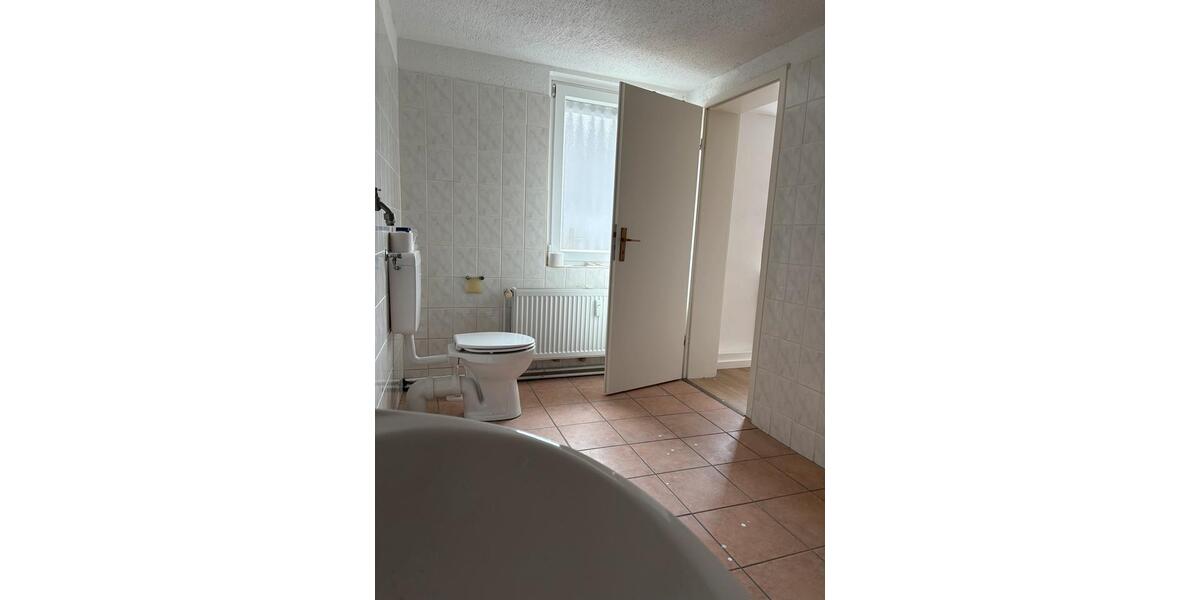 Etagenwohnung Rodenberg - 4 Zimmer, 106 m&sup2;, 1.150&euro; | Angebot:25935216