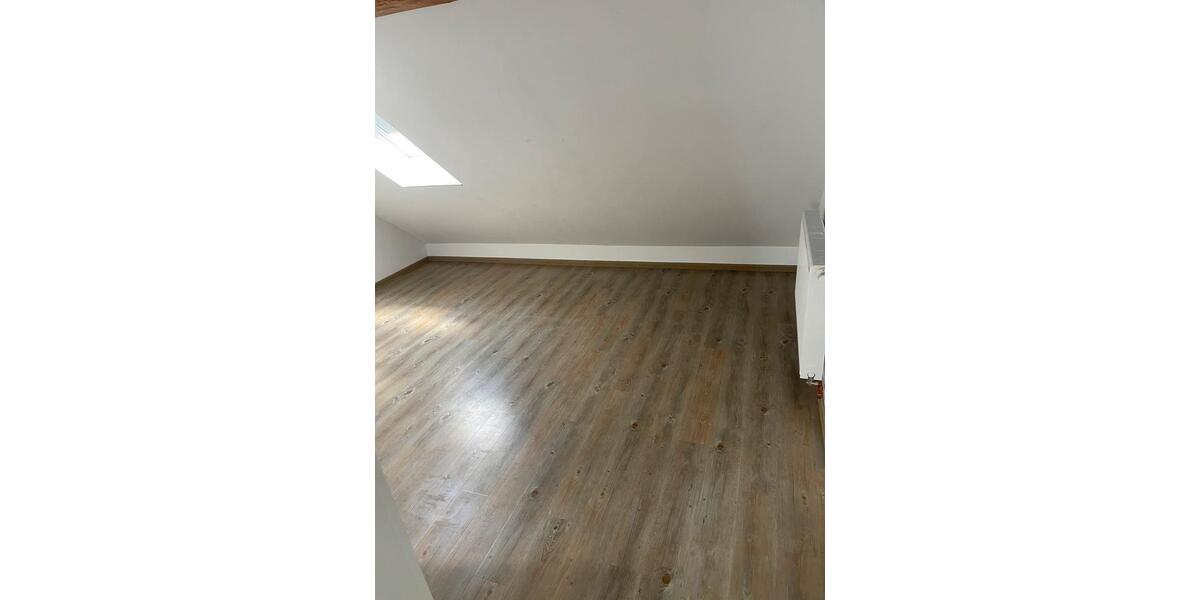 Dachgeschoßwohnung Lehrte - 1.5 Zimmer, 50 m&sup2;, 690&euro; | Angebot:25924402